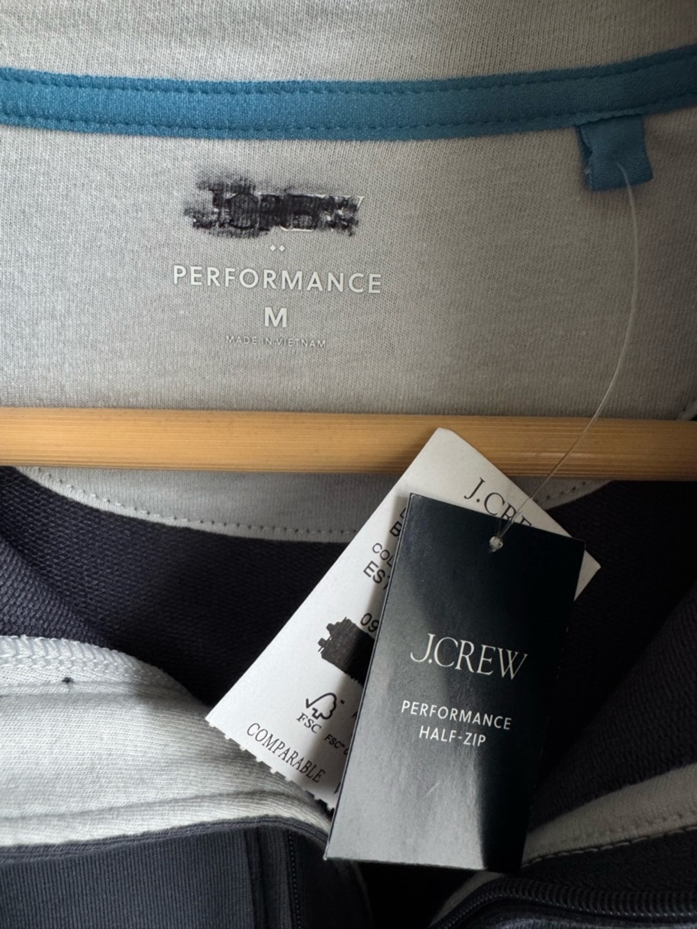 J.Crew Factory Performance Quarter-Zip Size Medium - Picture 4 of 4